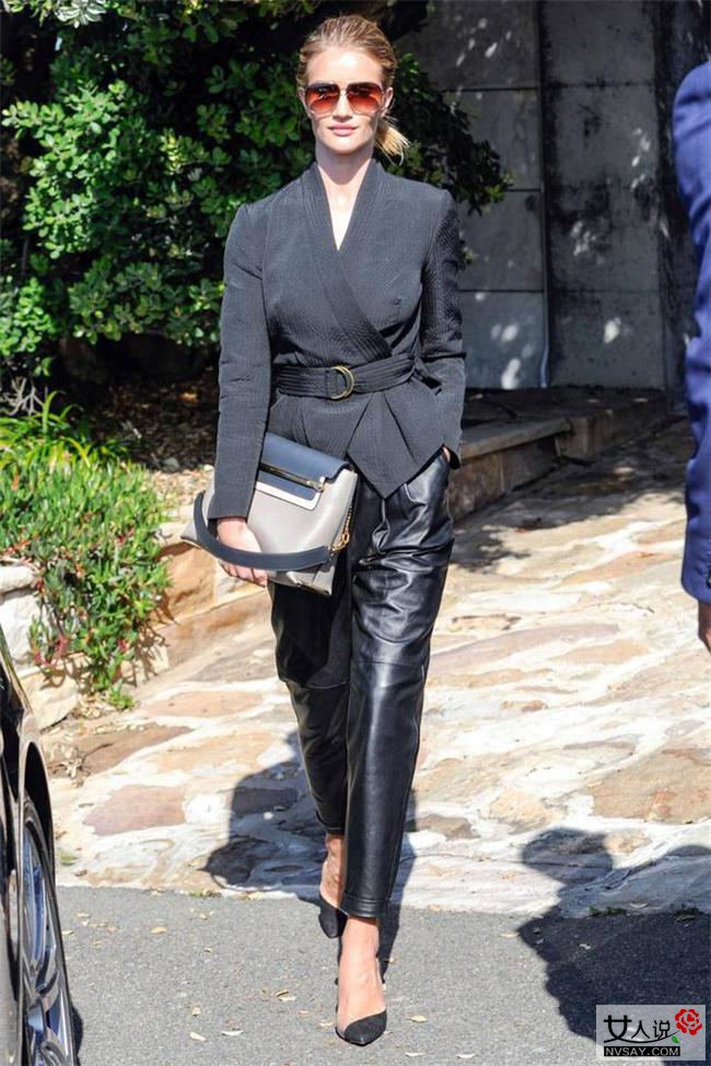 街拍明星教你皮裤穿搭术 掩盖小腿粗穿出强大气场