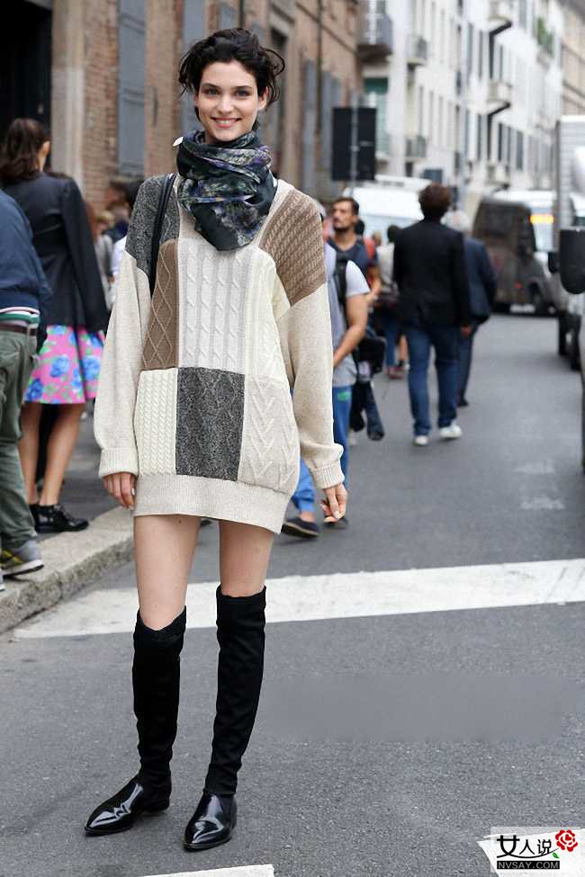 明星达人示范长款毛衣搭过膝长靴 显高显瘦超有范