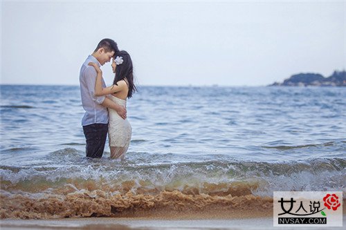 海边时尚婚纱照 教你拍出个性又唯美的大片范儿