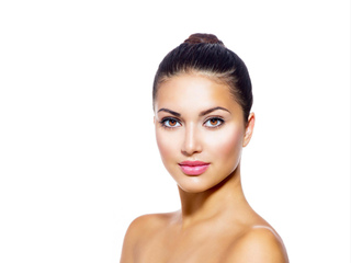 脸部浮肿是什么原因 找到原因再来消浮肿也不迟的哈