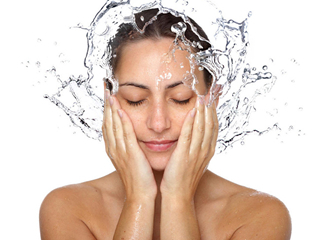 如何除去额头上的皱纹 四大方法快速消除抬头皱纹