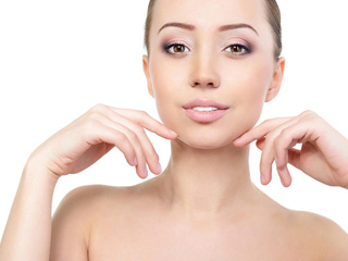 脸颊两侧长斑的原因 揭秘长斑内外原因免不懂就过来看