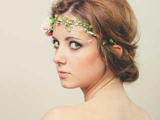 脸颊两侧发红是什么原因 别自己吓自己了睁大眼看清楚