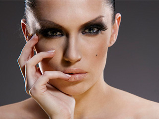 怎么治疗黑眼圈 12种方法保证夜猫子摆脱黑眼圈