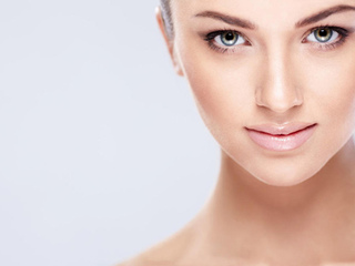 嘴唇干裂脱皮怎么办 修复滋润双唇5方法快收藏了它