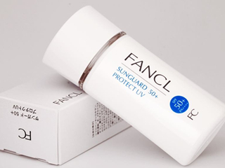 芳珂防晒霜怎么样 适合一年四季使用的防晒霜滋润不油腻