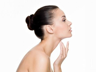 颈部护理什么牌子好 教你颈部护理的小妙招快速抹平皱纹