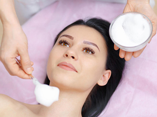 自制紧致提拉面膜的做法 自制面膜预防女人皮肤衰老松弛很有效