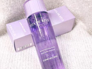 黛珂紫苏水能去闭口吗 油皮问题肌亲妈效果妥妥的