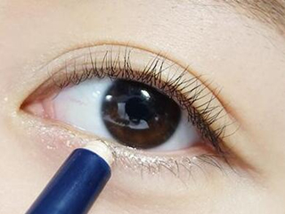 下眼影的画法步骤图解 眼妆的最全画法新手一秒就能看懂