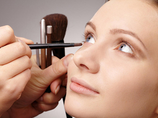 什么牌子的遮瑕棒好用 3大欧美遮瑕棒推荐50元就能入手