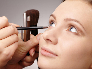 睫毛膏哪个牌子好 10款断货王不晕染睫毛膏推荐