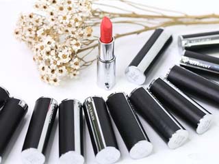 纪梵希小羊皮唇膏 这支高定唇膏成为无数妹纸心头爱