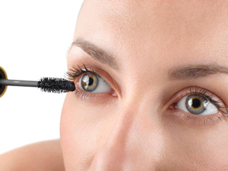 睫毛膏怎么刷的技巧 教你刷出卷翘睫毛瞬间放大双眼