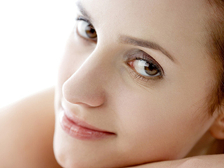 黑眼圈怎么遮瑕 遮瑕小窍门拯救你的熊猫眼