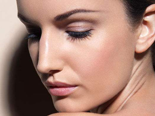 粉底液的正确用法 编辑力荐!手把手教你上底妆技巧