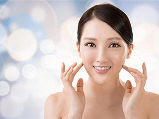 定妆用什么好 哪款定妆产品让你清透美颜自带滤镜