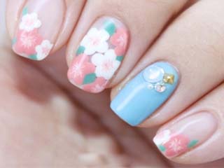 清新撞色五瓣花美甲 小清新花朵控福利少女心满满