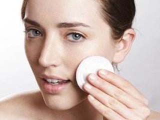 遮瑕的地方脱妆怎么办 脸部瑕疵防脱妆补妆方法全科普