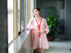 总裁不要弄疼我 他的身体迷乱了我的眼