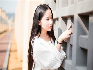 我的校花女友 那晚她沙哑的声音将我屈服