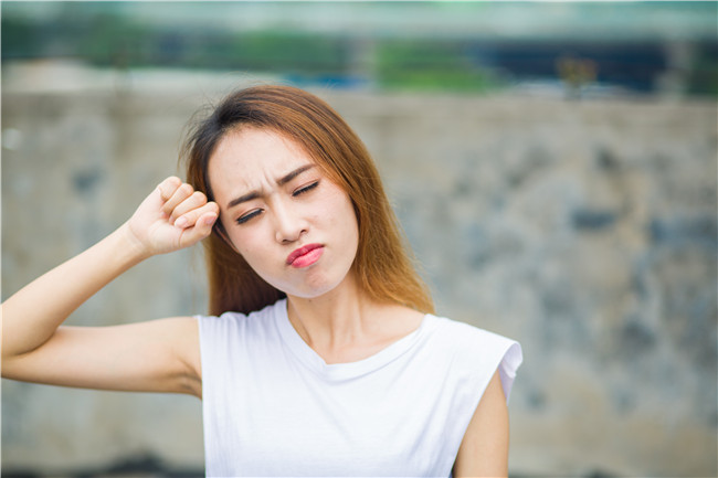 淑女的欲望 清晨她的小舌包裹着我的挺拔