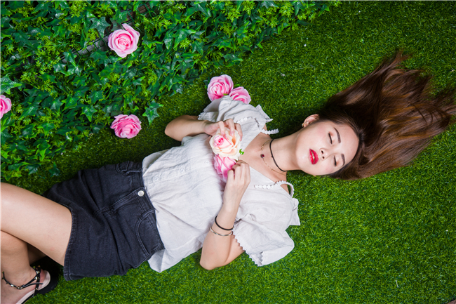 性感女保姆 你的深夜只准为我一人湿润