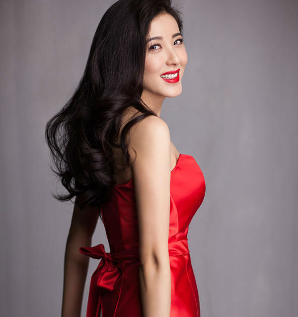 《淑女的品格》，让你了解女人四十岁的美！