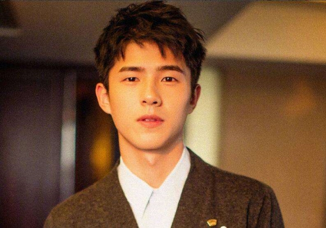 刘昊然和学霸撞脸 香港大学学霸15岁神童