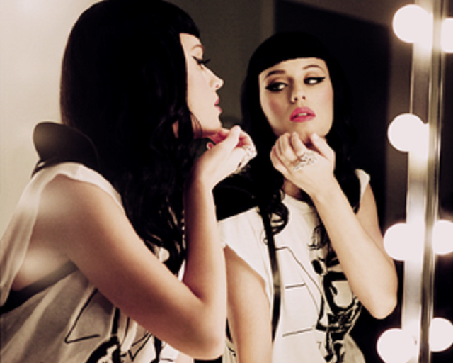 这样的水果姐，你爱吗？水果姐告诉你要相信爱情