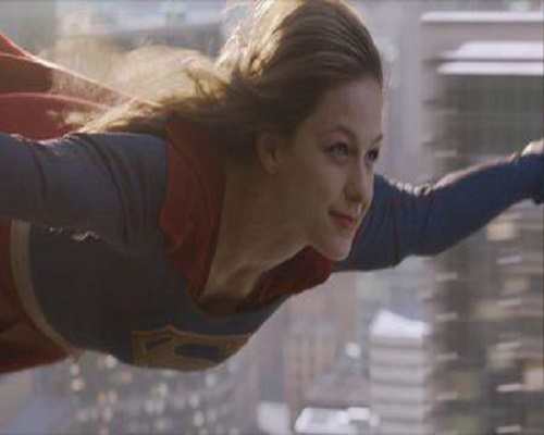 无敌而又火辣的女超人，你怎么看？