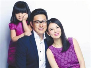 王岳伦被曝出轨 深夜一同出酒店引人遐想