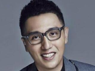 华少回应发胖 华少胖得好可爱网友希望他胖下去