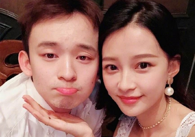 孙怡很甜 董子健人生赢家甜蜜逛街