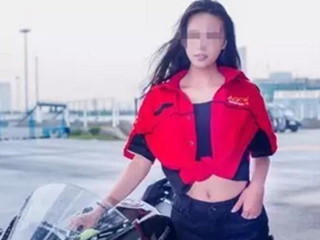 妖精女王车祸身亡抢救无效 花季女子消香玉损让人惋惜