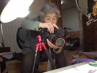 老奶奶88岁成网红 一生热爱折腾让她真正火了起来