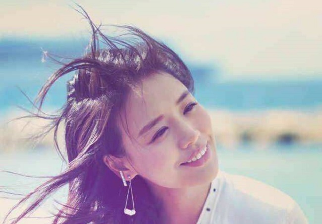 马思纯陈柏霖合照 长相神似引万千网友共鸣