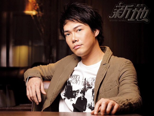 谢天华二胎得女 女儿正面照首次曝光萌翻网友