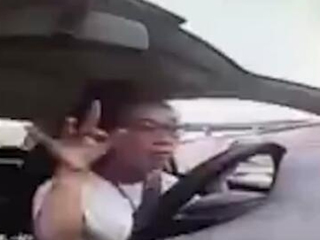 考科目二车内尬舞 车内尬舞庆祝考过结果……