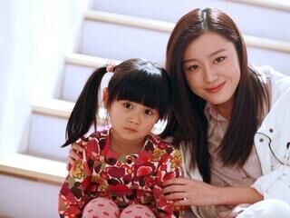 张籽沐妈妈 李伟与糖爸真实身份家庭环境大起底