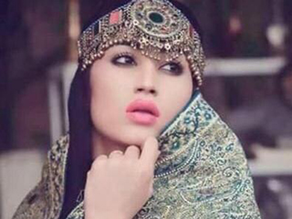 巴基斯坦网红被杀 深沟露乳性感诱人惨遭哥哥毒手一命呜呼