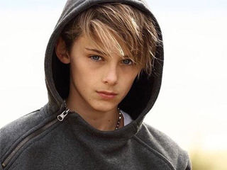 13岁正太世界最帅 颜值爆表吸粉破万秒杀大众情人莱昂纳多