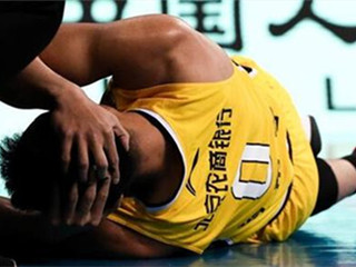 常林遭重罚 常林犯规举动惹怒众人被处罚停赛罚款