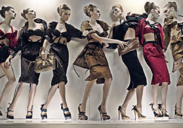 普拉达告诉你什么才叫真正的时尚，快来看看吧