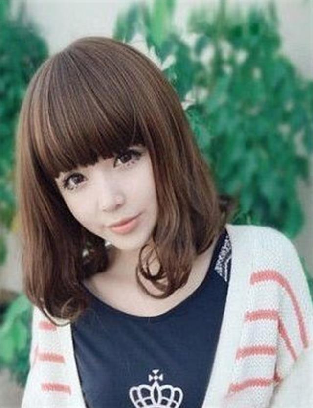 染巧克力色头发好看吗？你喜欢就行！