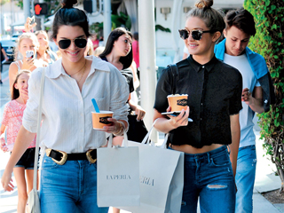 肯达尔詹娜最新街拍LOOK  气场十足回头率百分百