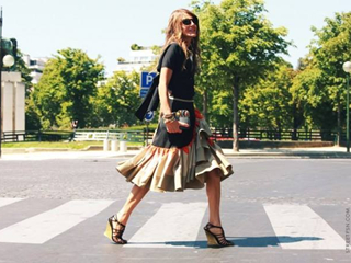 2017春装流行趋势 舒颖带你看时装周场外的街拍风景