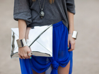 个性潮包街拍 看潮人们背的这些潮包真是帅呆了