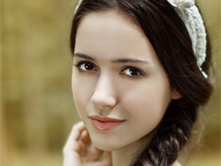 韩式单侧麻花辫的编法图解 村姑和女神的区别让你美逆天