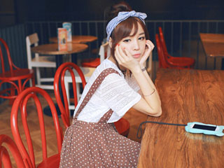 背带裙搭配什么上衣 4种搭法让你时髦美丽一整夏